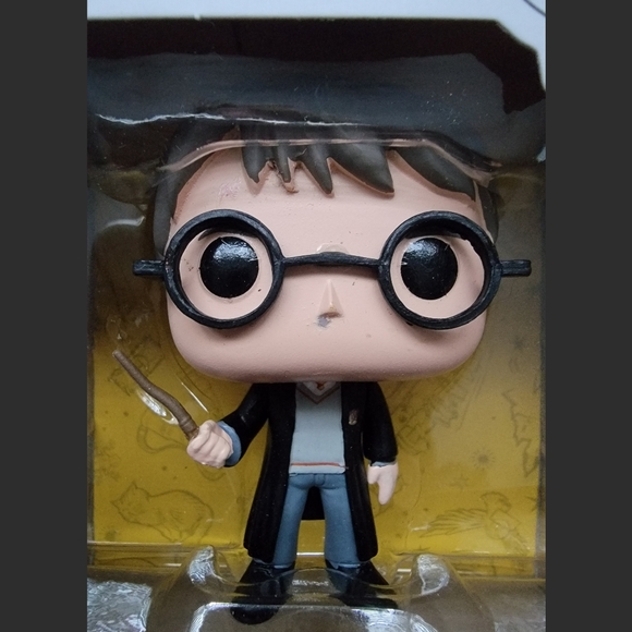 BNWT Hallmark Harry Potter Funko Pop Christmas Tree Ornament - Picture 2 of 4